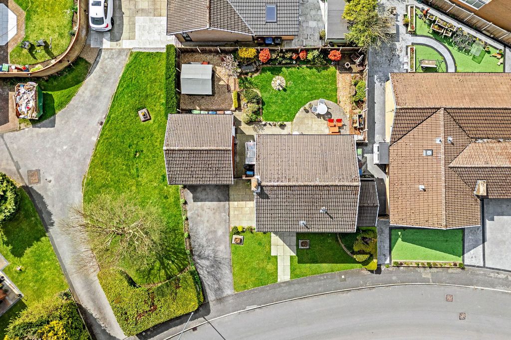 Property photo 2 of 24