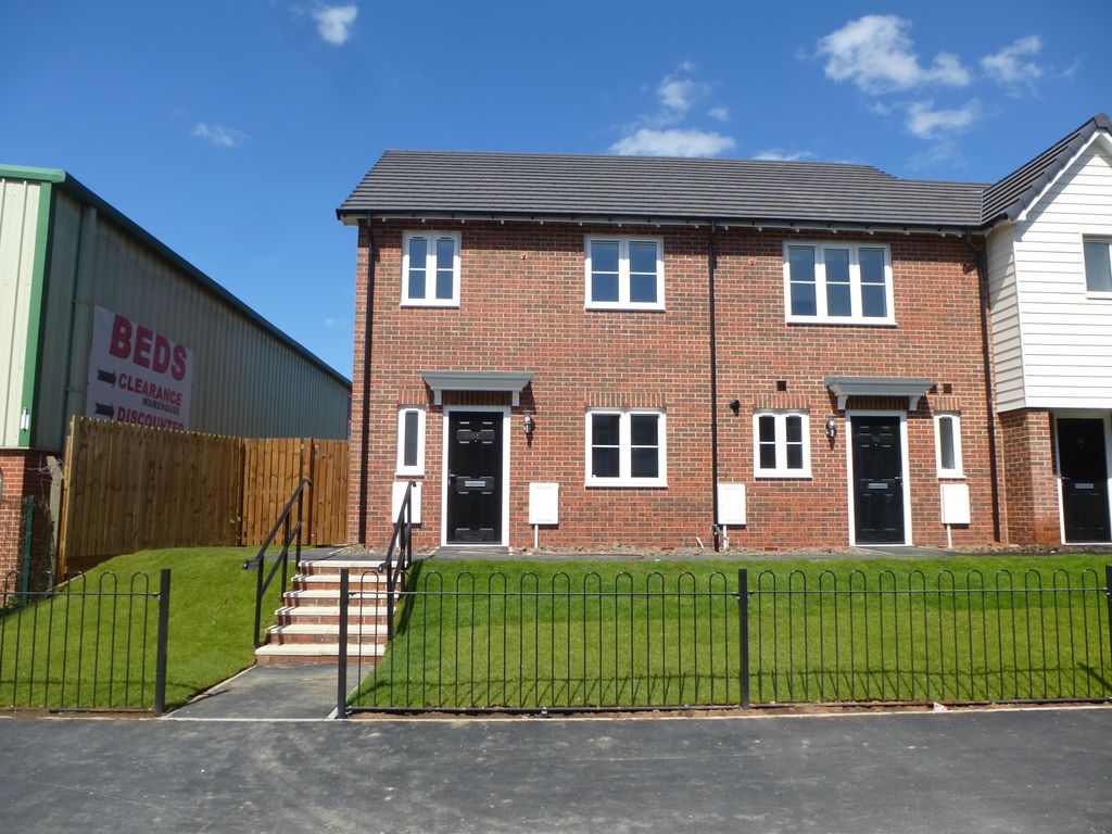 Property photo 1 of 9 Front