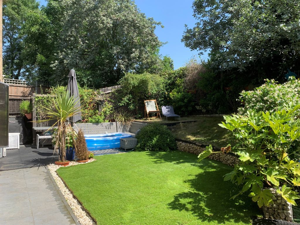 Property photo 2 of 14