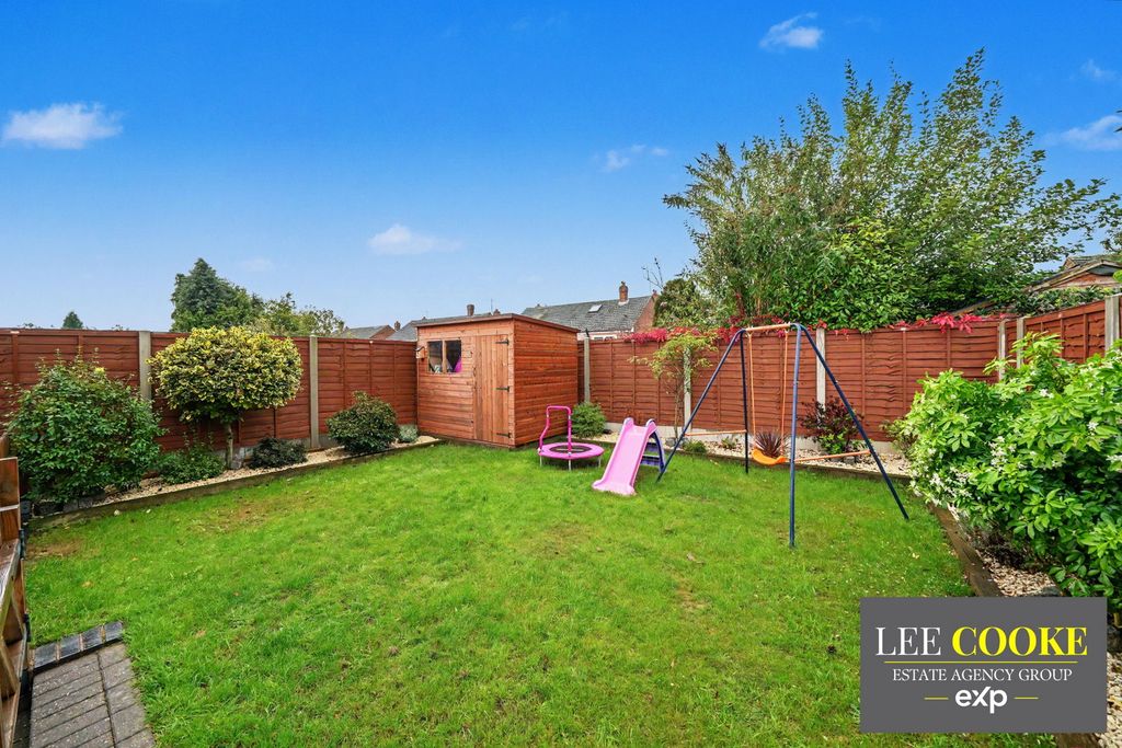 Property photo 3 of 33