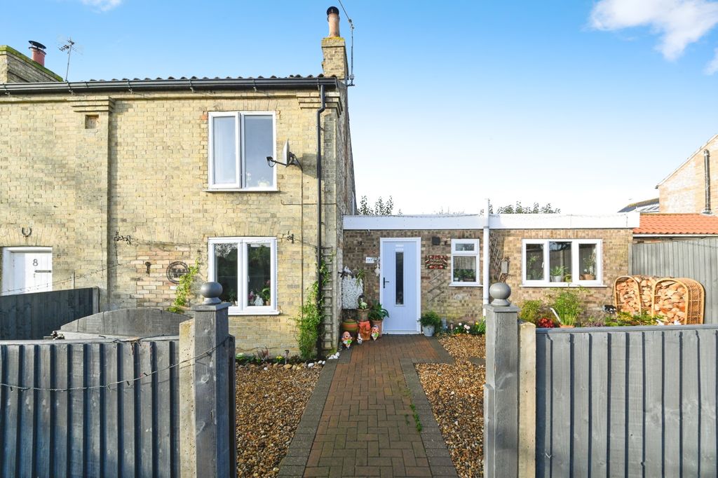 Property photo 1 of 17 Photography