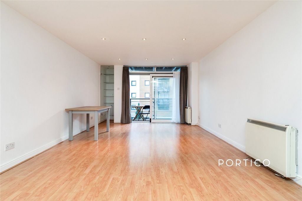 Property photo 3 of 14 Picture No. 10