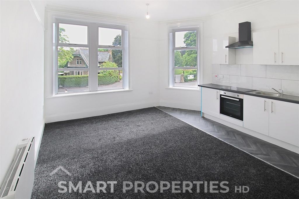 Property photo 1 of 5 Flat-2-125-Fitzwilliam_00001.Jpeg