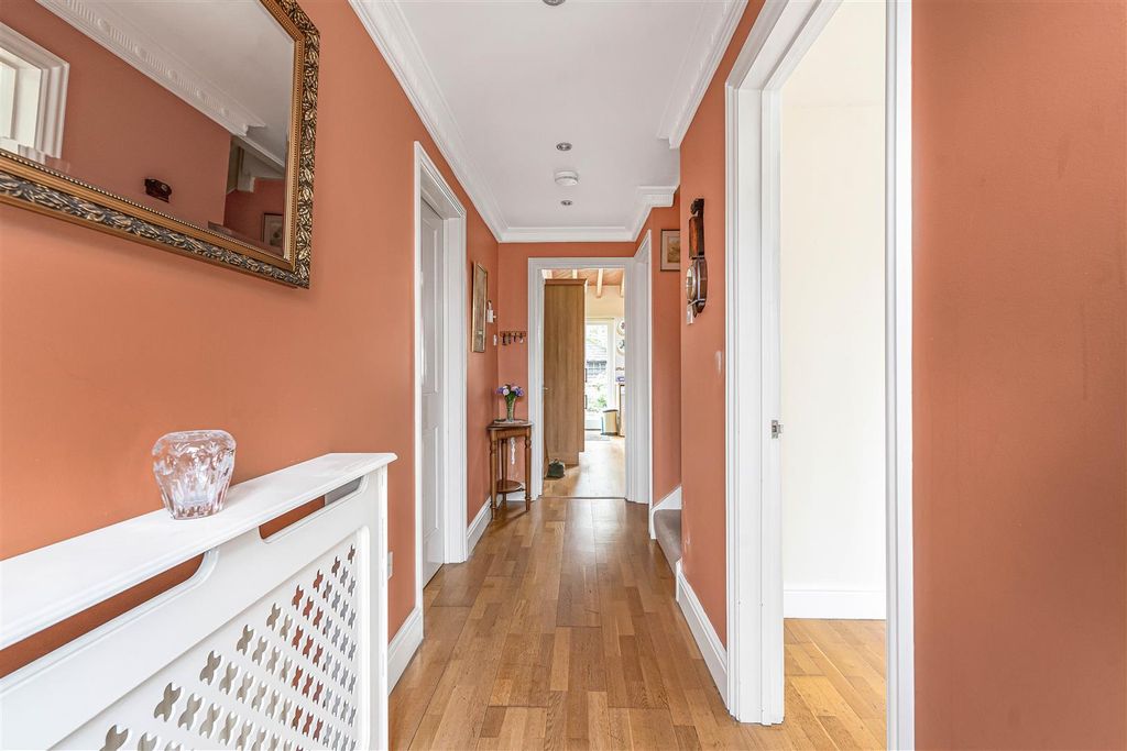 Property photo 3 of 21 5_68492.Jpg