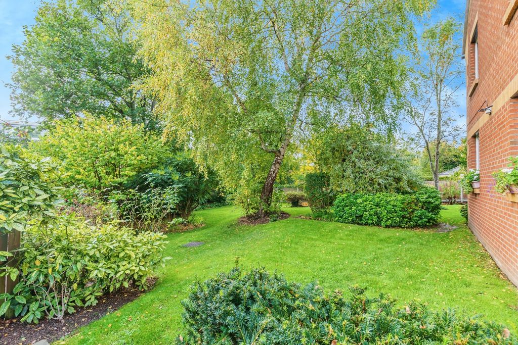 Property photo 2 of 10 Photo