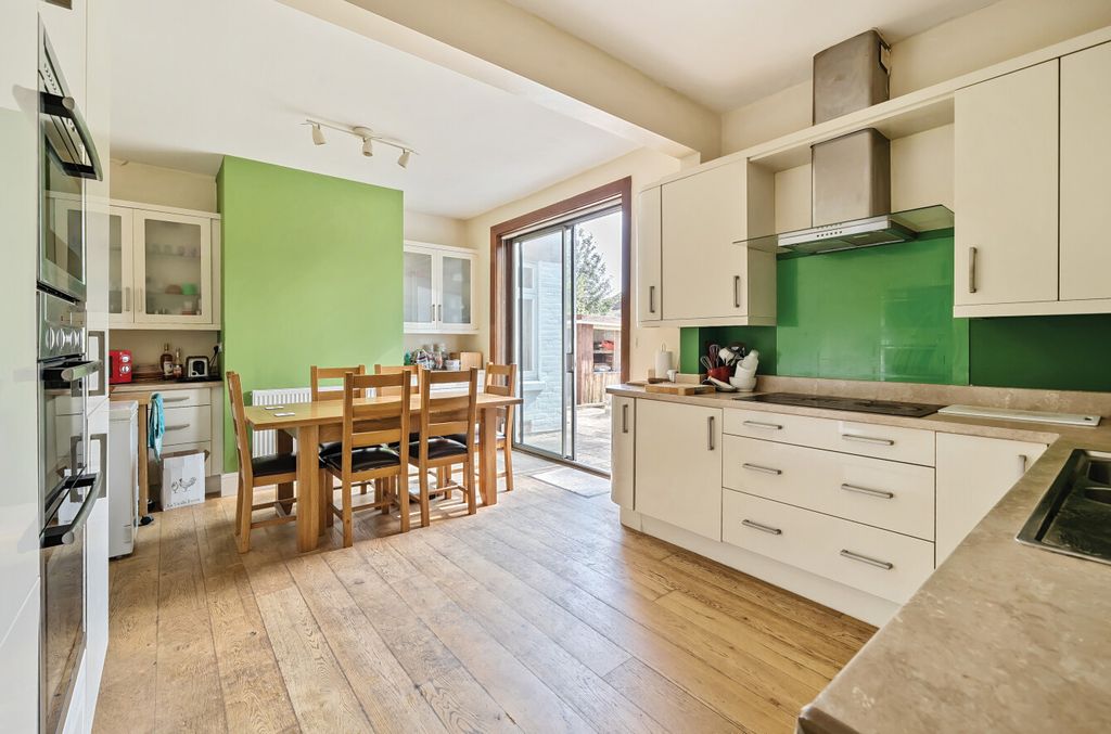 Additional image 7 of 5 bed detached house for saleBassett Avenue, Bassett, Southampton, Hampshire SO16