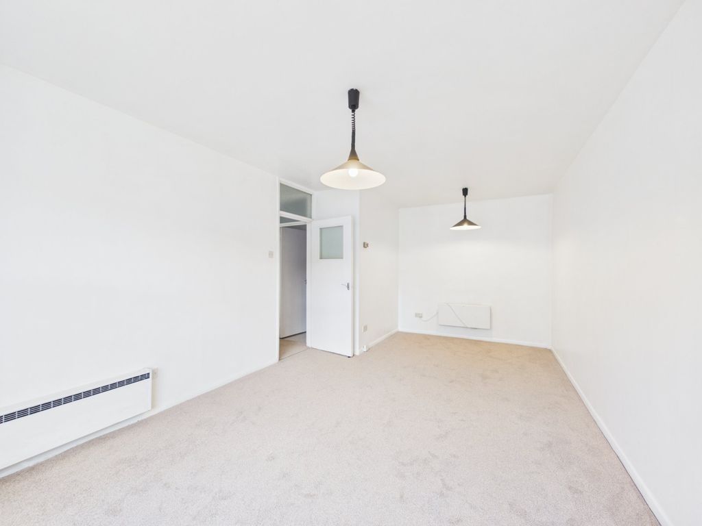 Property photo 1 of 9 Picture No. 07