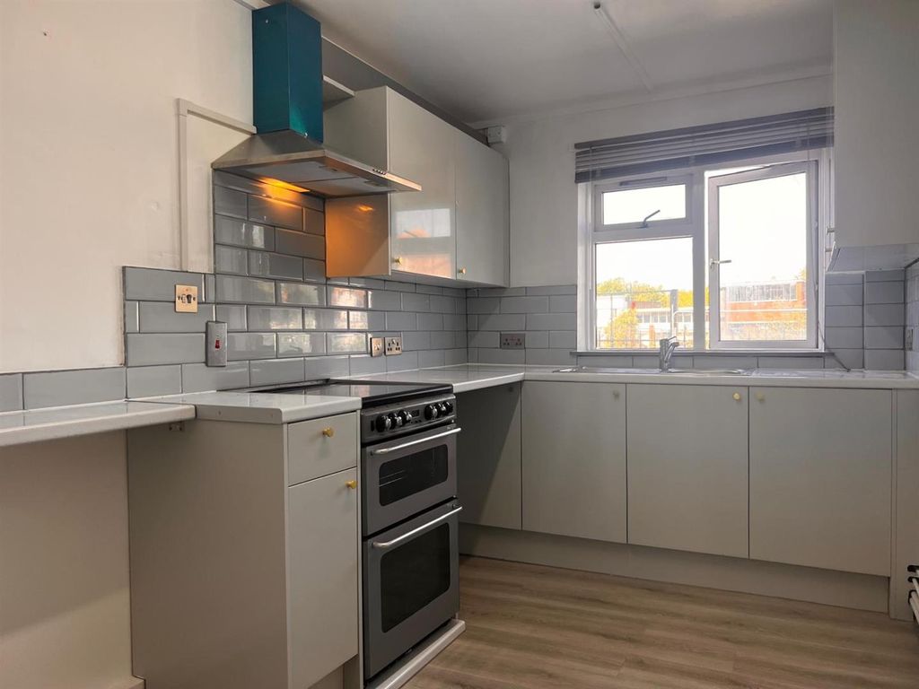 Property photo 3 of 12 Union15.Jpg