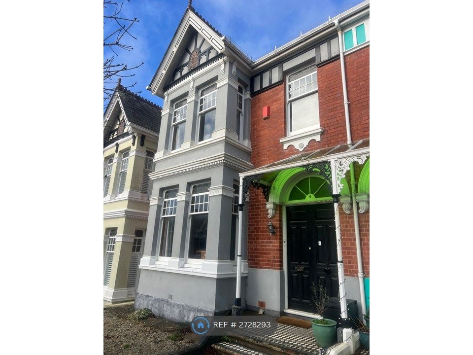 Property photo 1 of 2