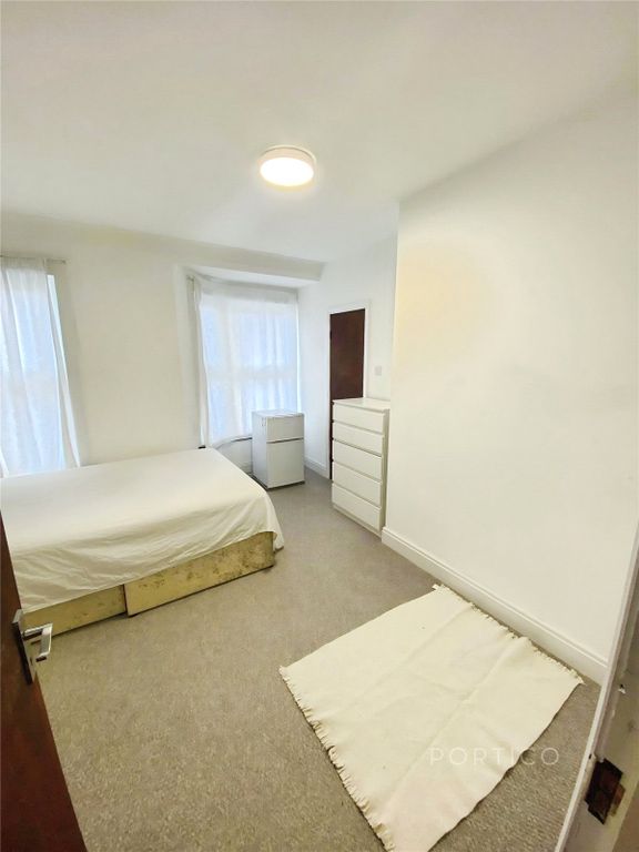 Property photo 2 of 13 Picture No. 01