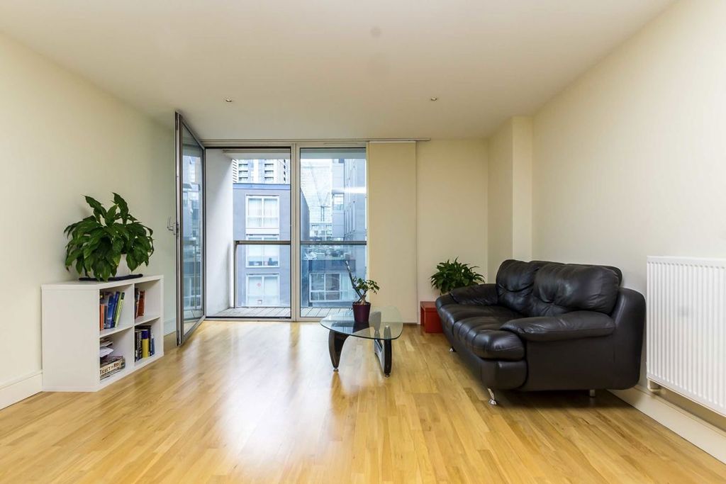 Property photo 2 of 5