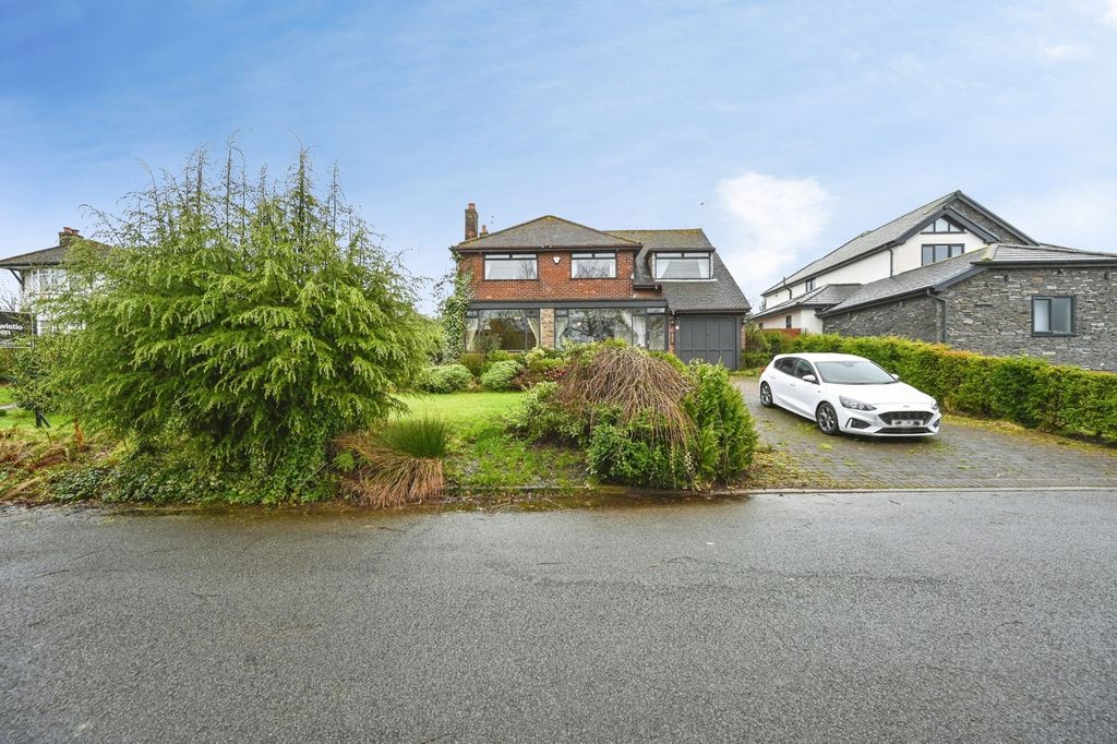 Property photo 1 of 20 Pbox-Img.Jpg