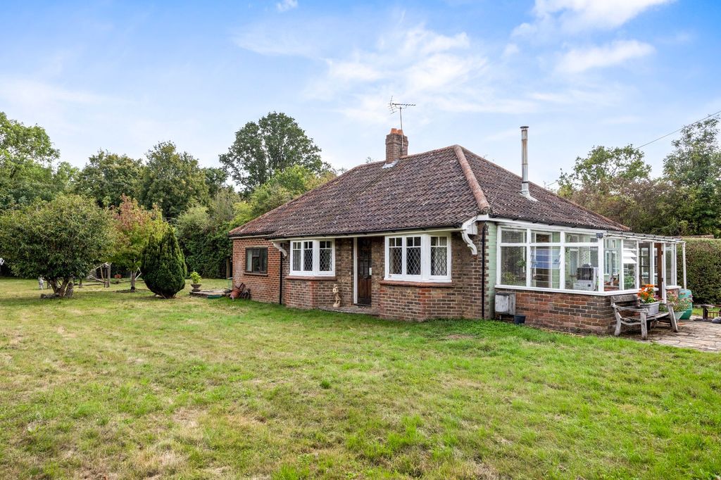 Property photo 1 of 32