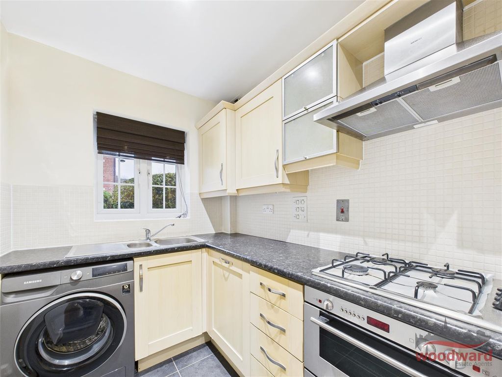 Property photo 2 of 22 Cam05267G0-Pr0179-Still006.Jpg