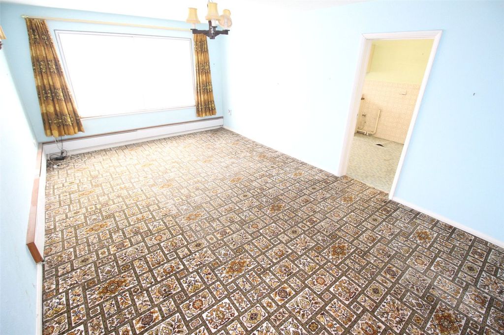 Property photo 3 of 10 Picture No. 02