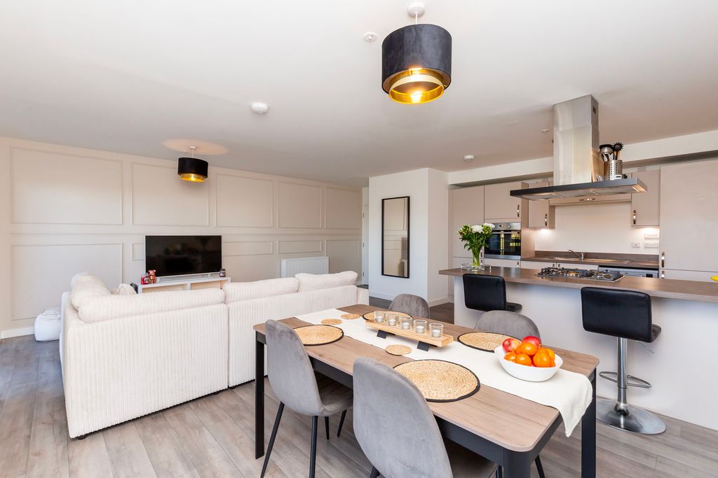 Property photo 3 of 12 Property Image 3