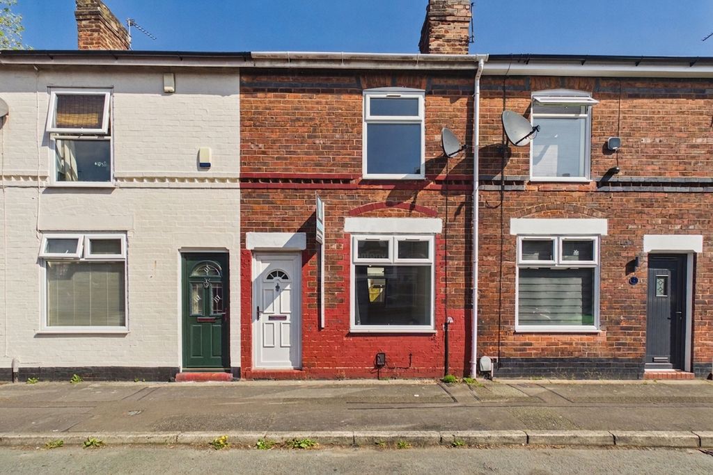 Property photo 1 of 11