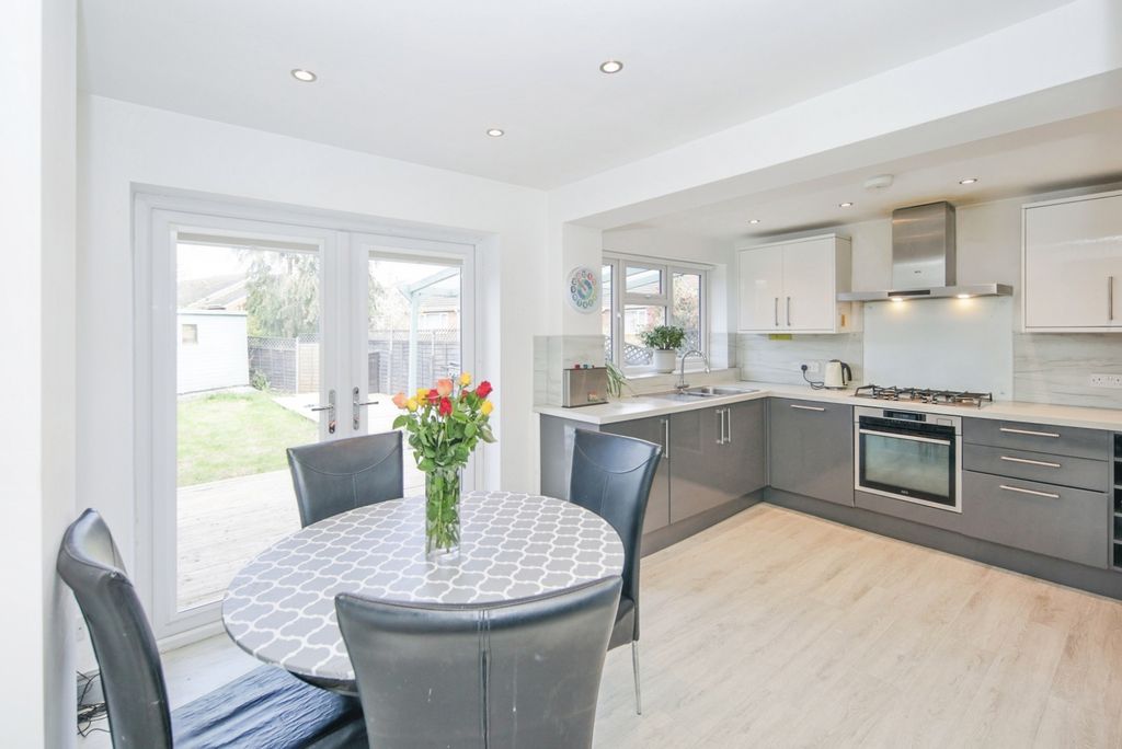 Property photo 2 of 19 Pbox-Img.Jpg