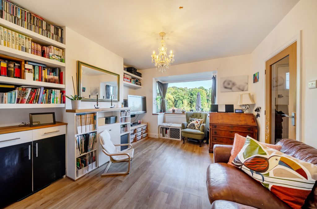 Property photo 3 of 26 1526408-15-1A10d1...