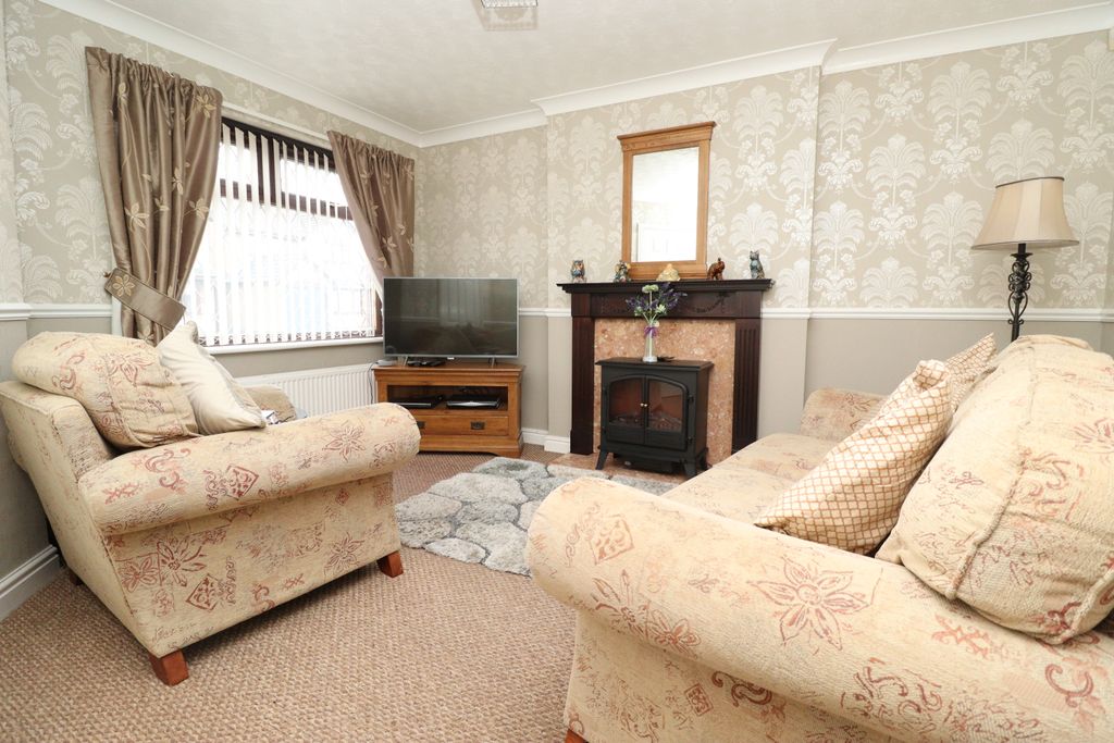 Property photo 2 of 13 Img_5680