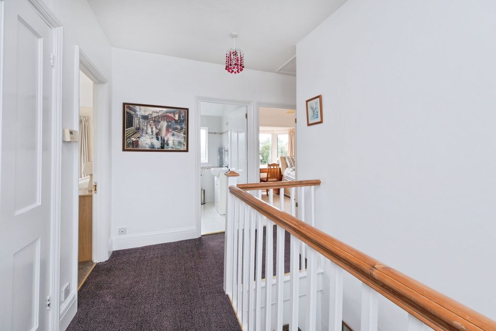 Property photo 3 of 22