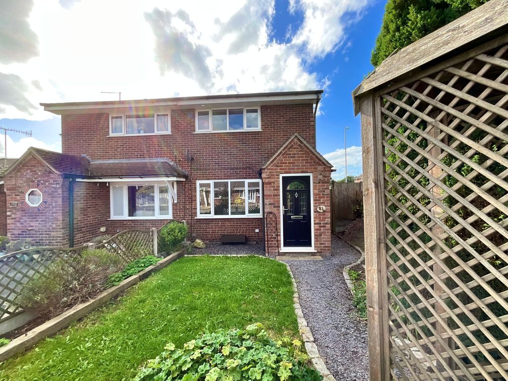 Property photo 1 of 28