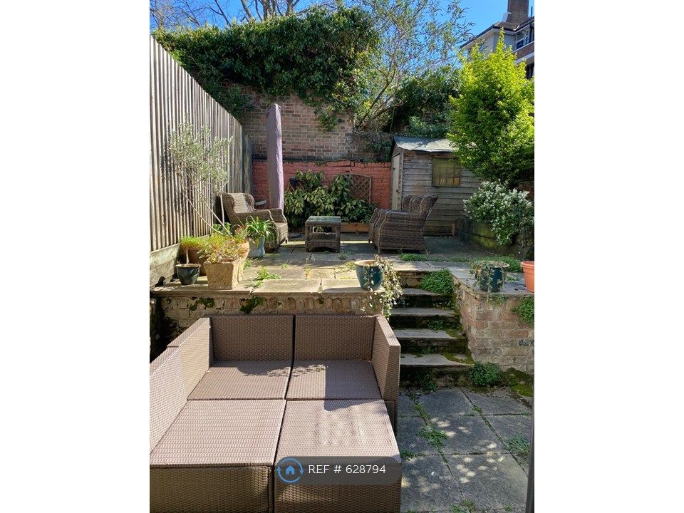 Property photo 3 of 11