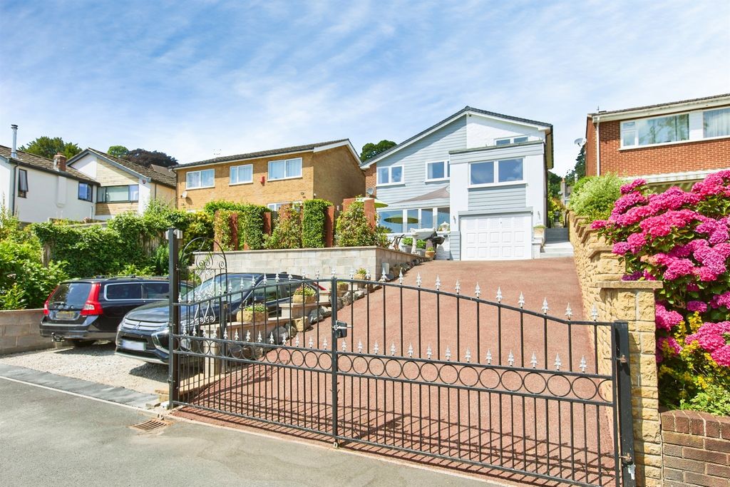 Property photo 1 of 23