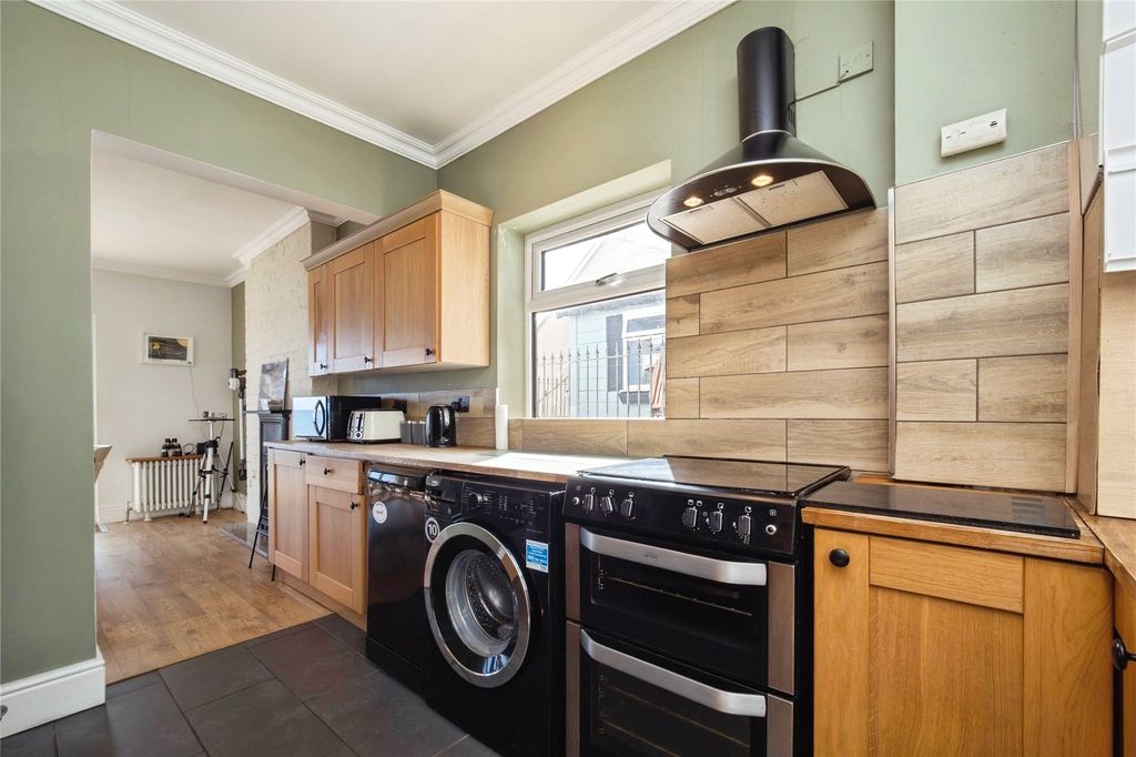 Additional image 10 of 3 bed detached house for saleExeter Road, Dawlish, Devon EX7