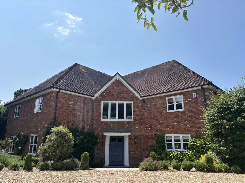 Property photo 1 of 17 Img_2410