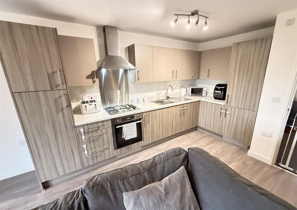 Property photo 2 of 16 Open Plan Living Kitchen