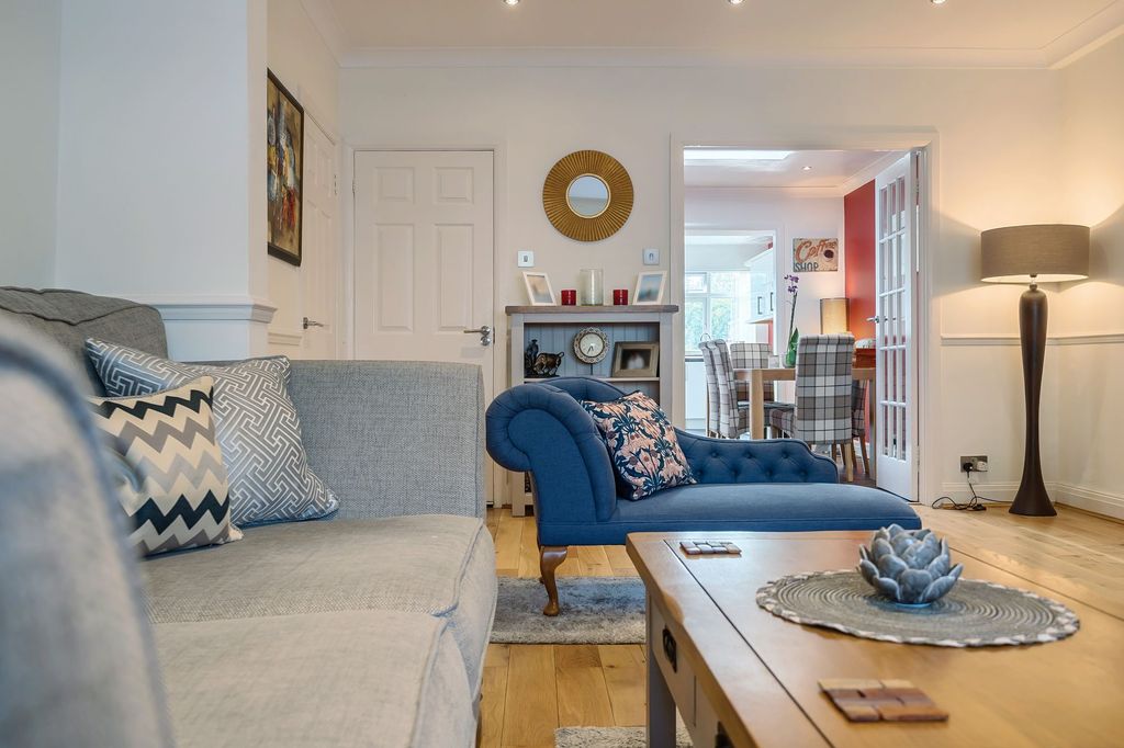 Property photo 2 of 14