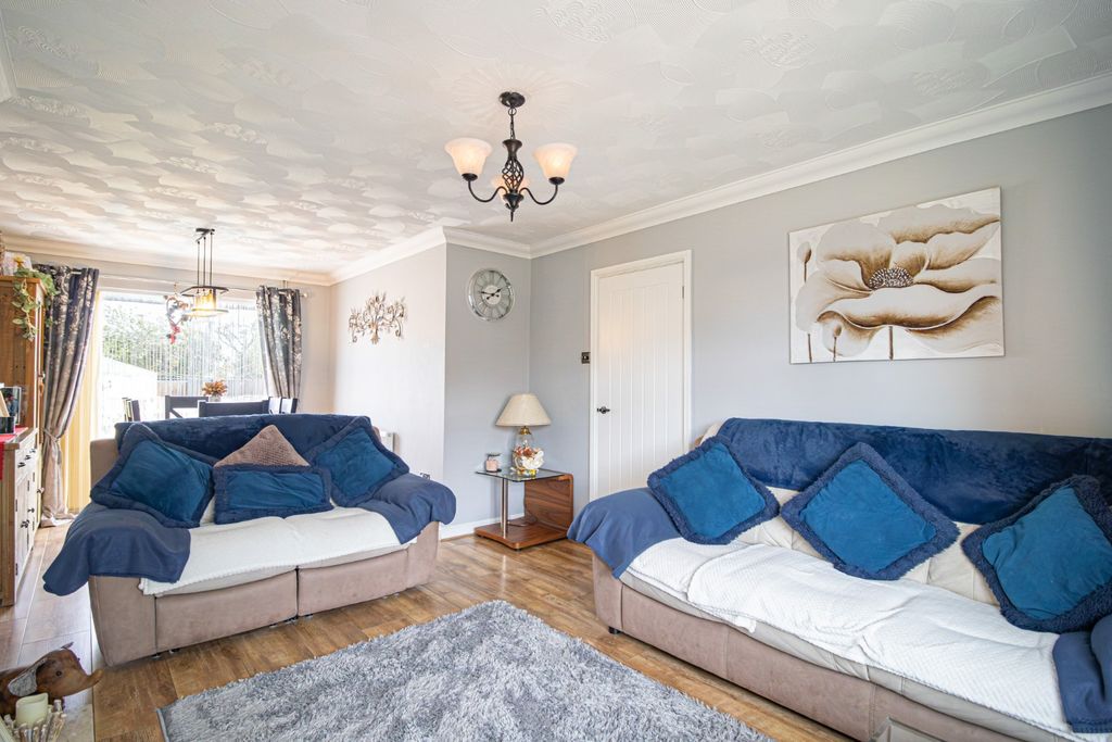 Property photo 3 of 23 5502664