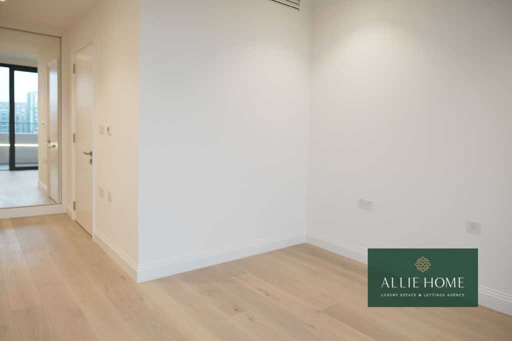 Property photo 2 of 30