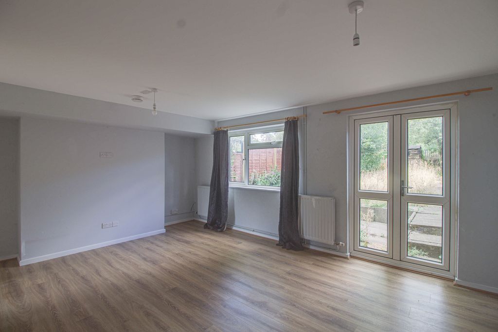 Property photo 3 of 12 Living Room
