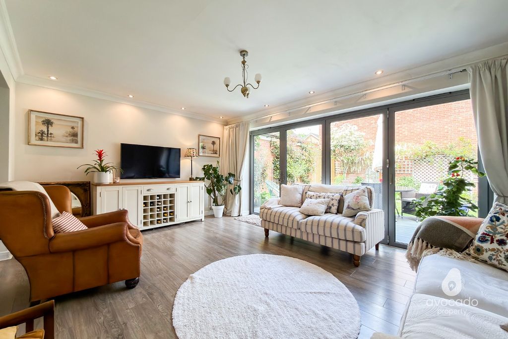 Property photo 3 of 22 5125806