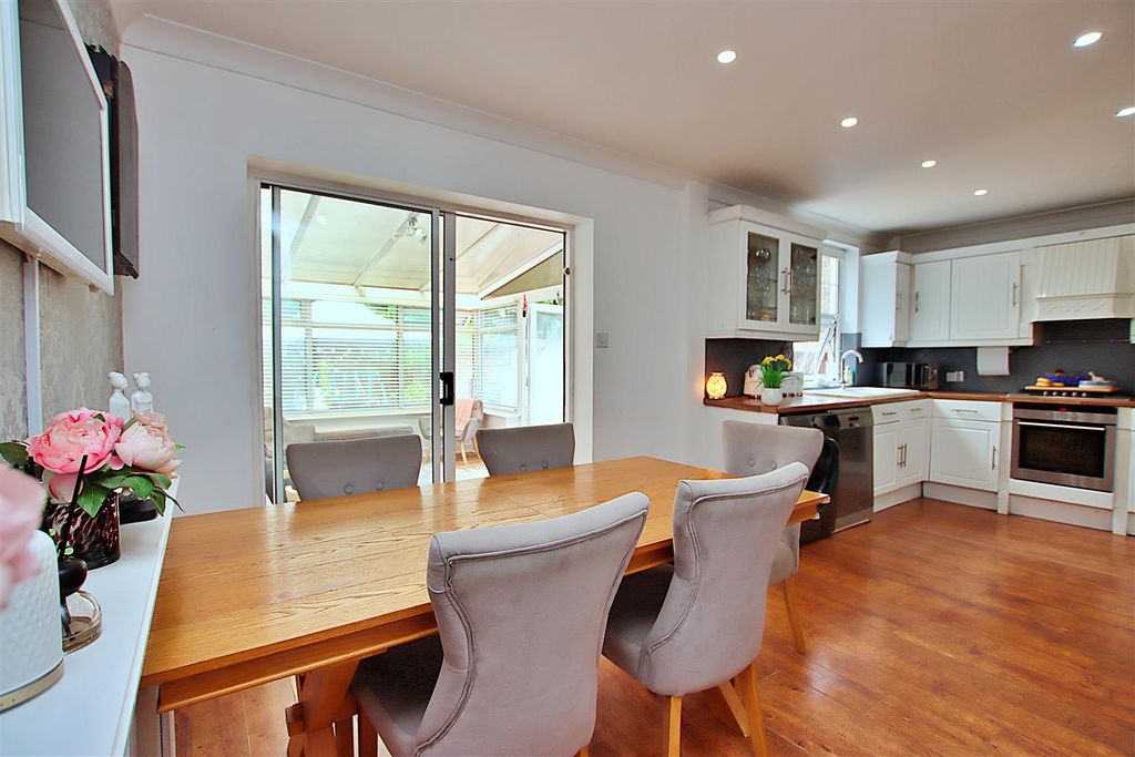 Property photo 3 of 22 Img_7084.Jpg