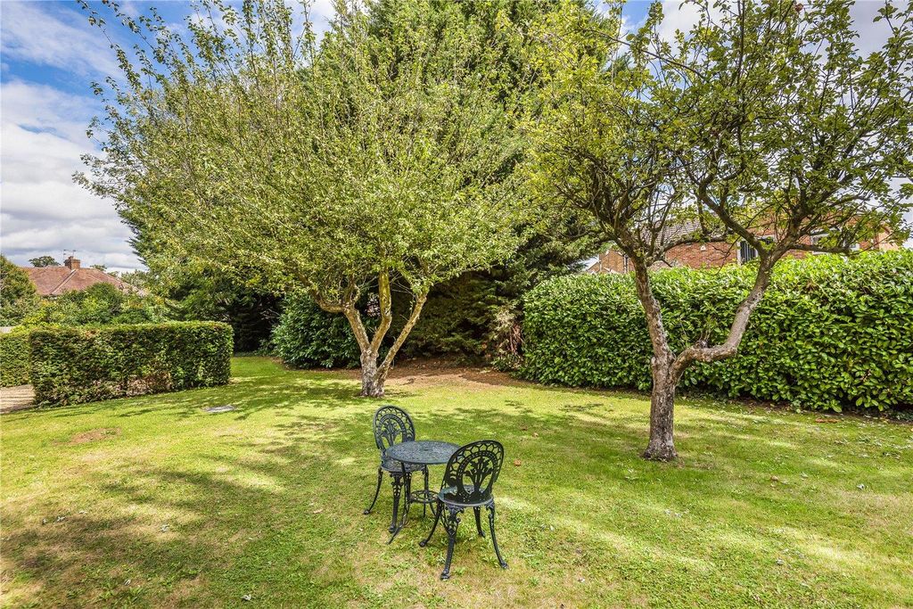 Property photo 3 of 14