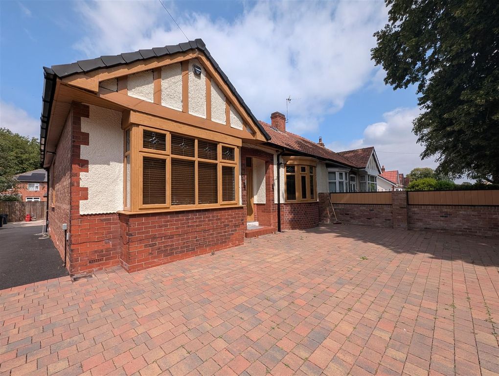 2 bed semi-detached bungalow for saleConiscliffe Road, Darlington DL3