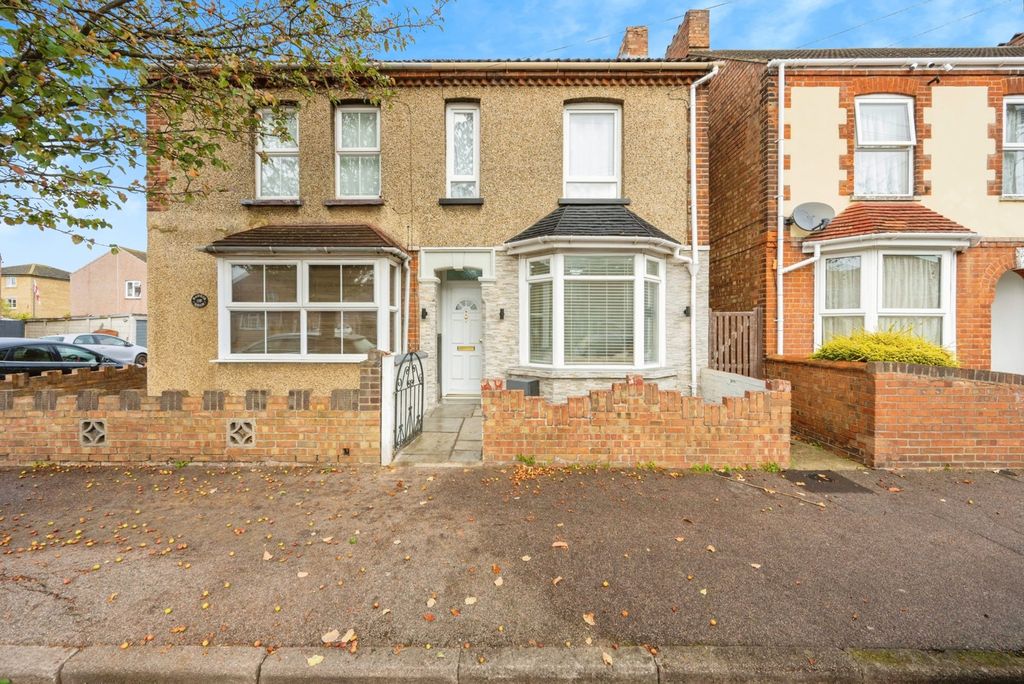 Property photo 1 of 17 Photo