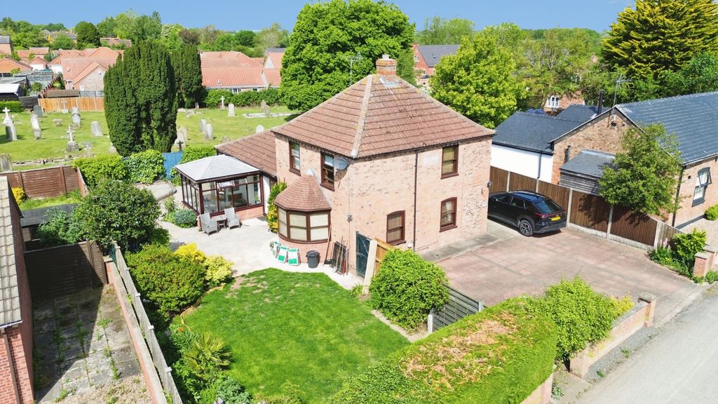 Property photo 1 of 22