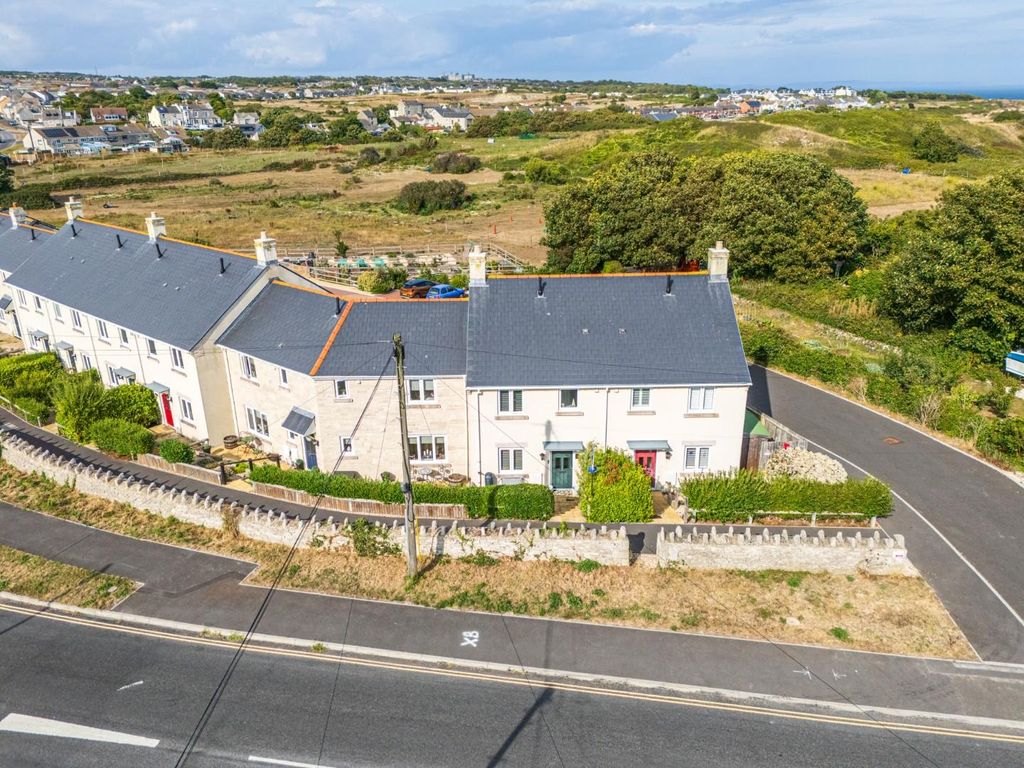 Property photo 1 of 18 1-1331169-Dji_20250728172222_0249_Dc (4).Jpg