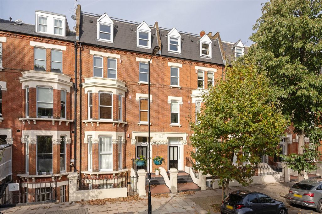 Property photo 1 of 31 Exterior