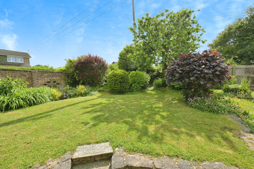 Property photo 3 of 20