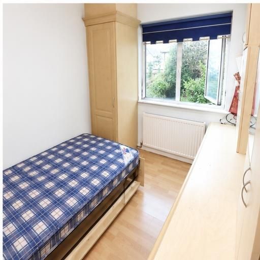 Property photo 1 of 10 Room_White_Walls_5.Jpg