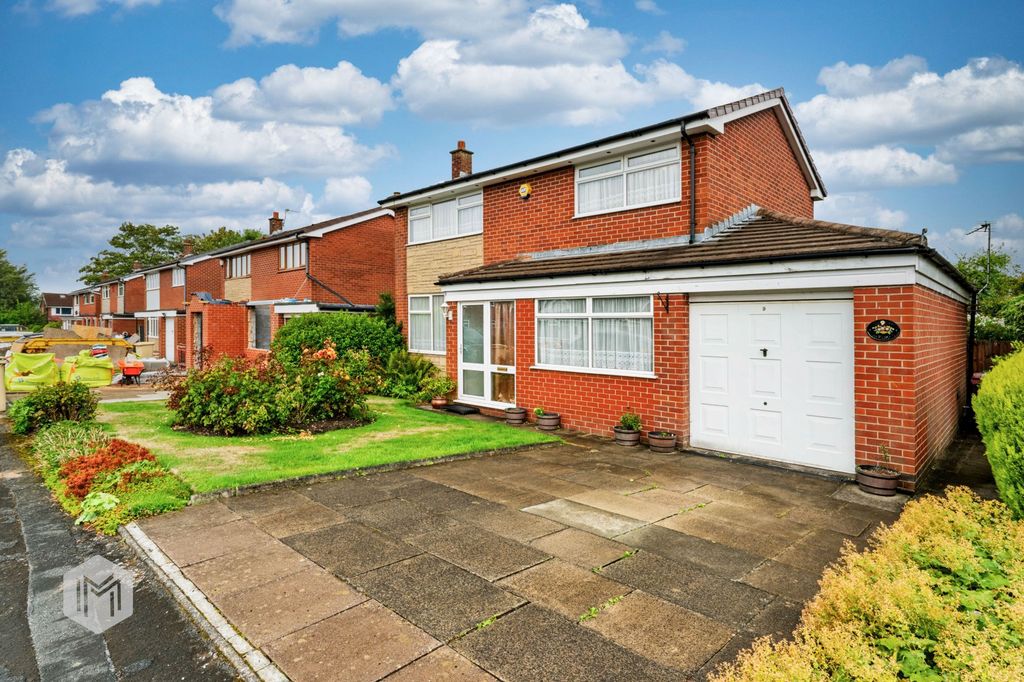 Property photo 1 of 18