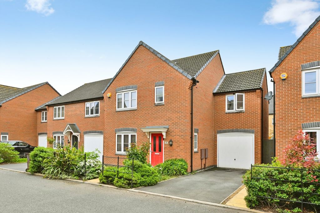 Property photo 1 of 18 Pbox-Img.Jpg