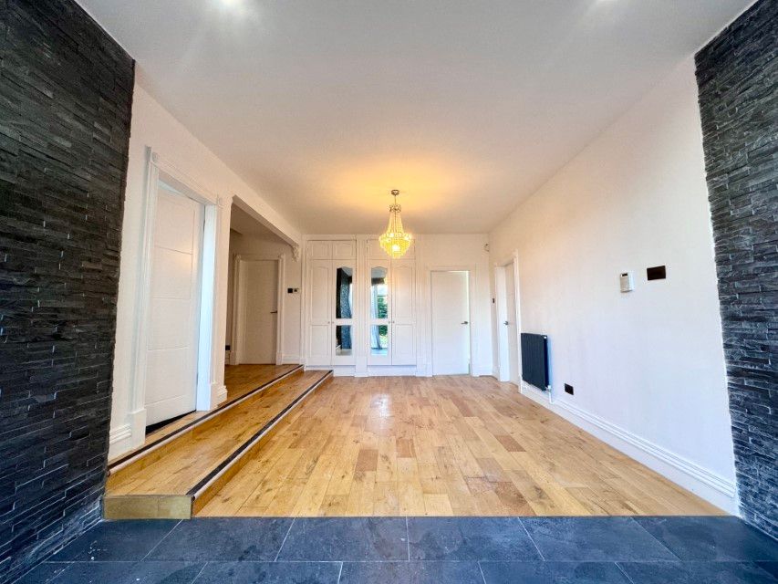 Property photo 3 of 33