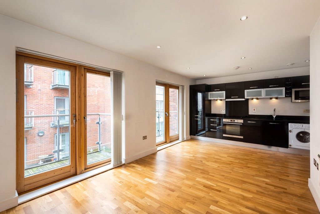 Property photo 2 of 10 Picture 2