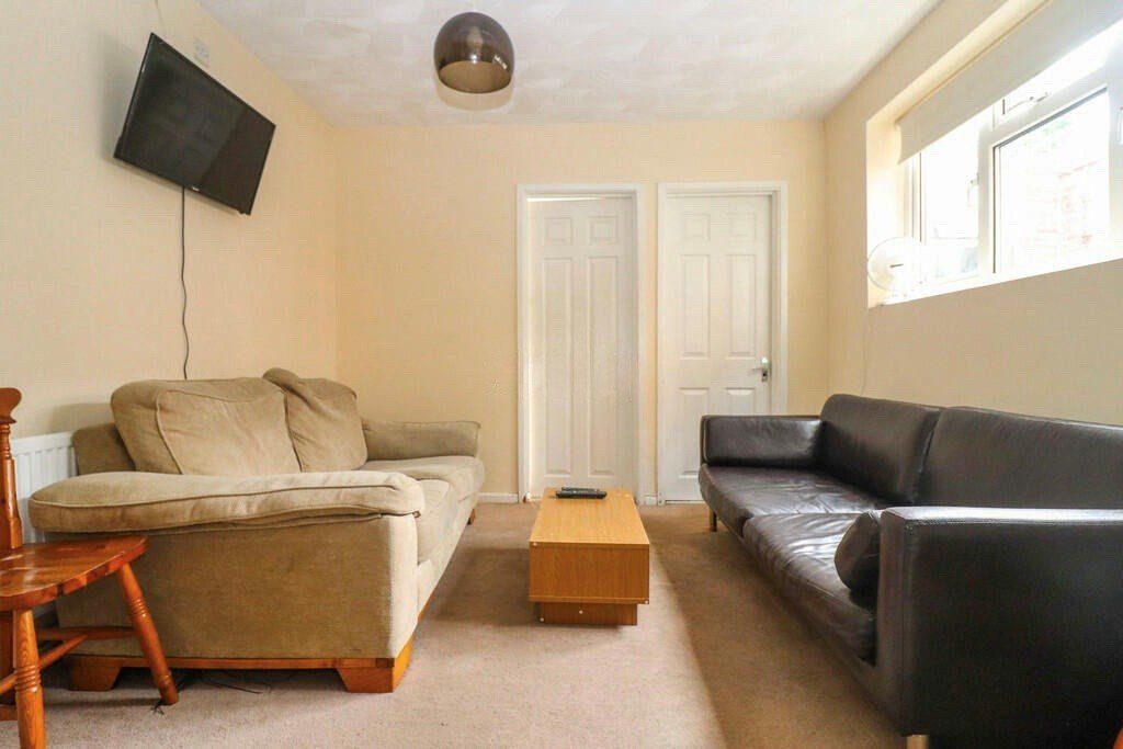 Property photo 2 of 8 Picture No. 03